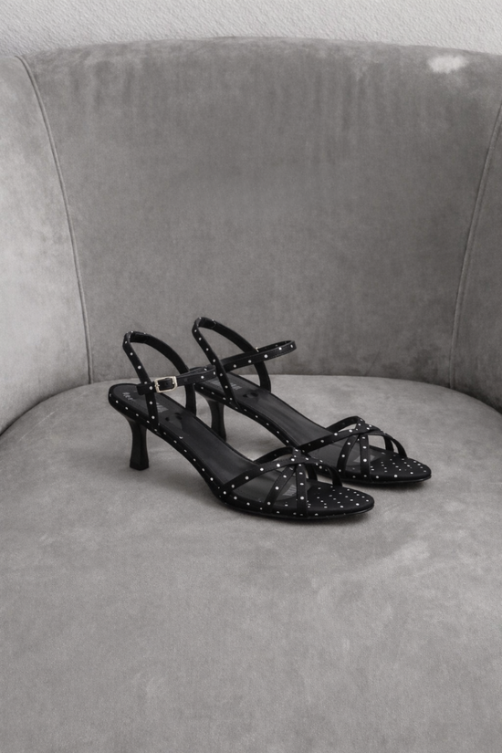 Black Dot Heels