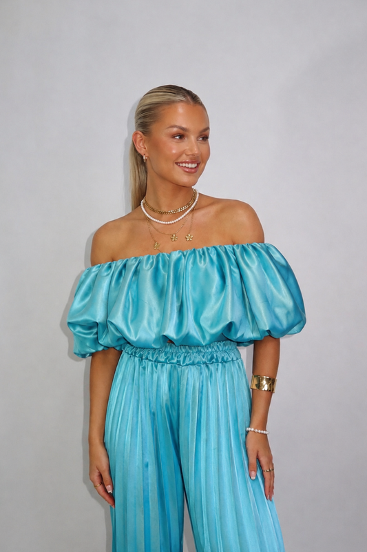 Azure set turquoise